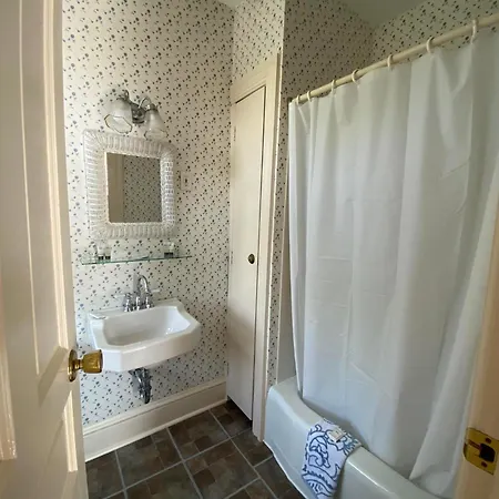 Greystone Manor Bed & Breakfast Hotel Bird-in-Hand Exterior photo