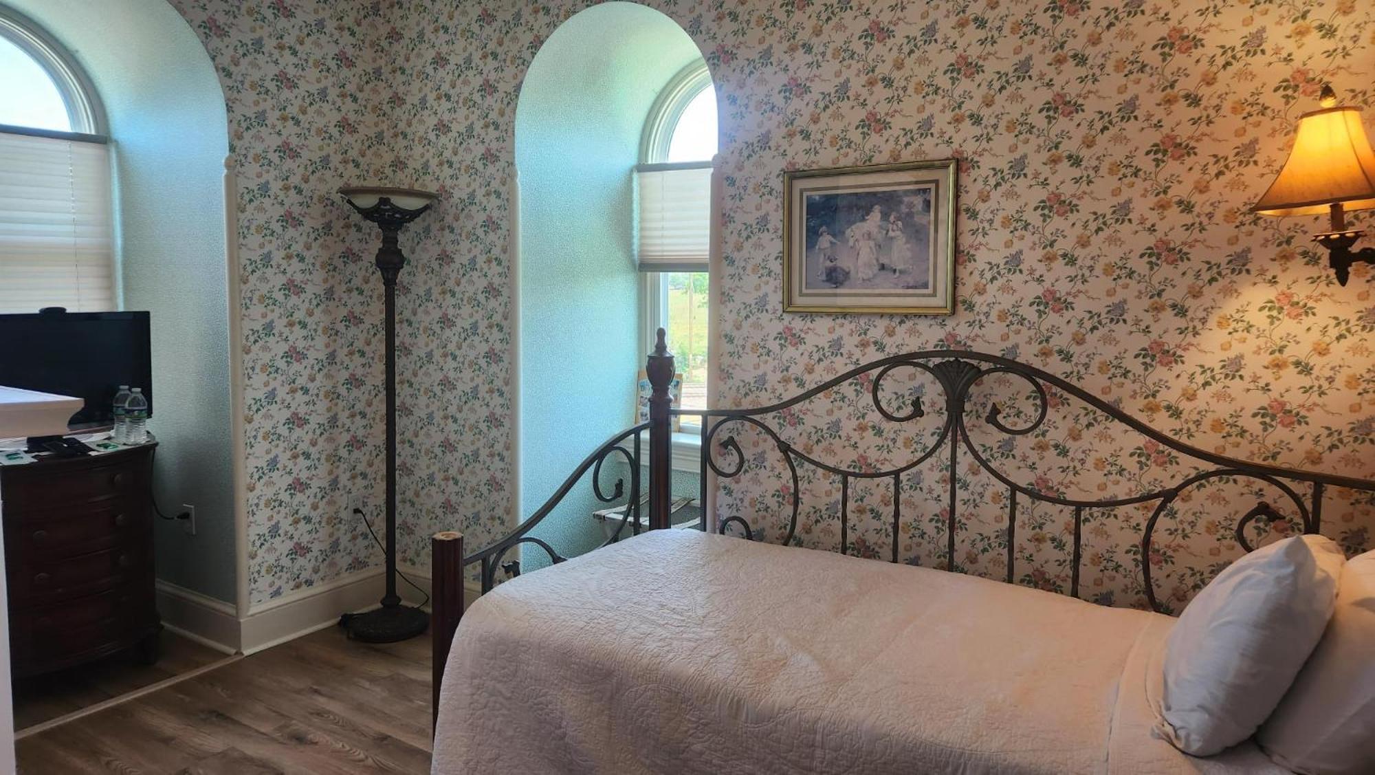 Locanda Greystone Manor Bed & Breakfast 3*